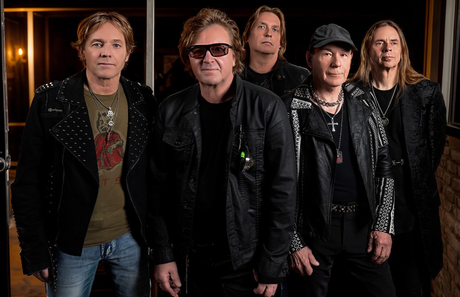 Honeymoon Suite